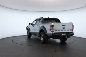 https://vehicle-cdn.autoleague.cloud/32409_61039194_13.jpg