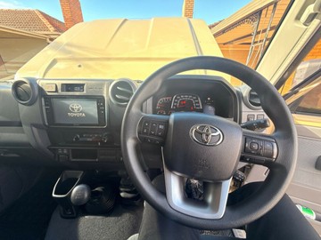 https://vehicle-cdn.autoleague.cloud/32409_61039273_16.jpg