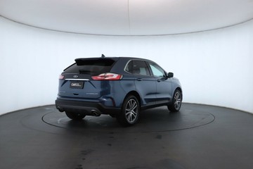 https://vehicle-cdn.autoleague.cloud/32409_61039332_18.jpg