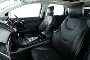 https://vehicle-cdn.autoleague.cloud/32409_61039332_33.jpg