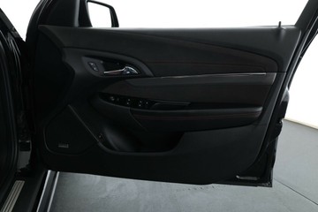 https://vehicle-cdn.autoleague.cloud/32409_61039360_18.jpg