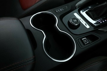 https://vehicle-cdn.autoleague.cloud/32409_61039360_30.jpg