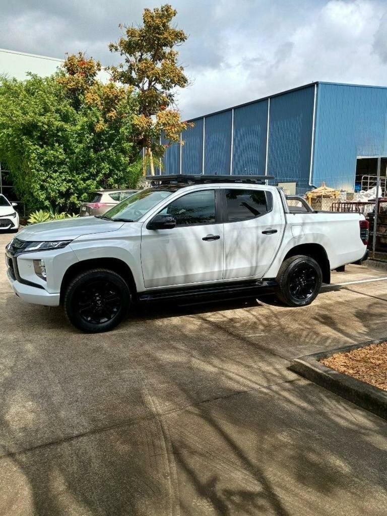Mitsubishi Triton image 3