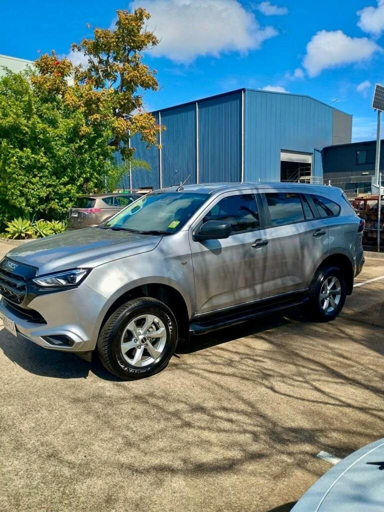 Isuzu Mu-x image 3