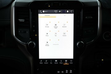 https://vehicle-cdn.autoleague.cloud/32409_61039536_26.jpg