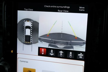 https://vehicle-cdn.autoleague.cloud/32409_61039536_27.jpg