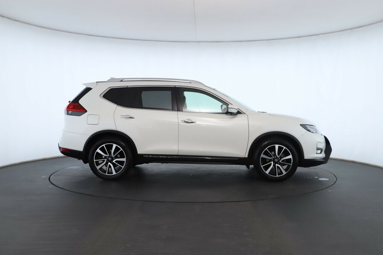 Nissan X-trail image 3
