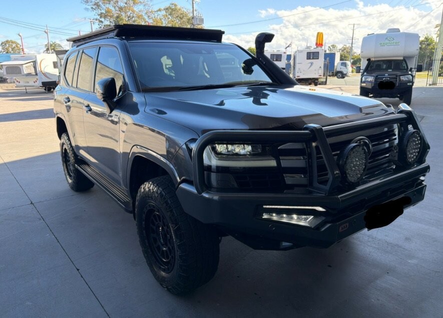 Toyota Landcruiser image 3