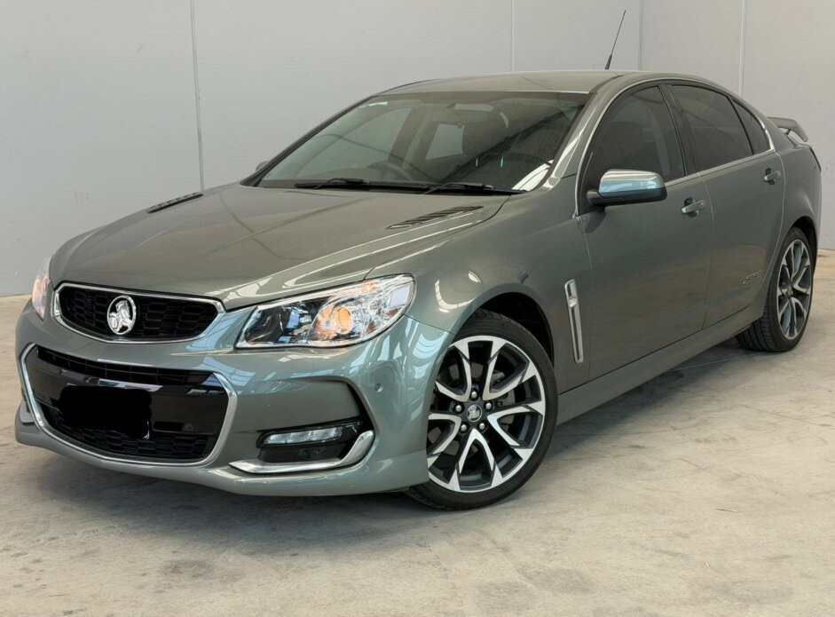 Holden Commodore image 1