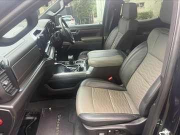 https://vehicle-cdn.autoleague.cloud/32409_61039852_7.jpg