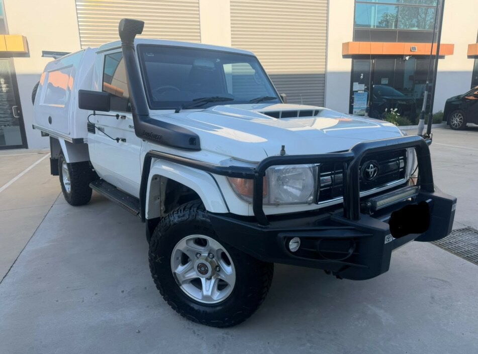 Toyota Landcruiser image 1