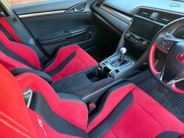 https://vehicle-cdn.autoleague.cloud/32409_61040017_20.jpg