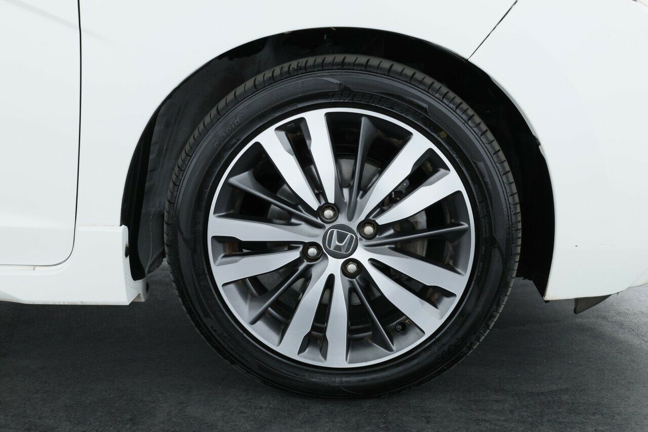 Honda Jazz image 4