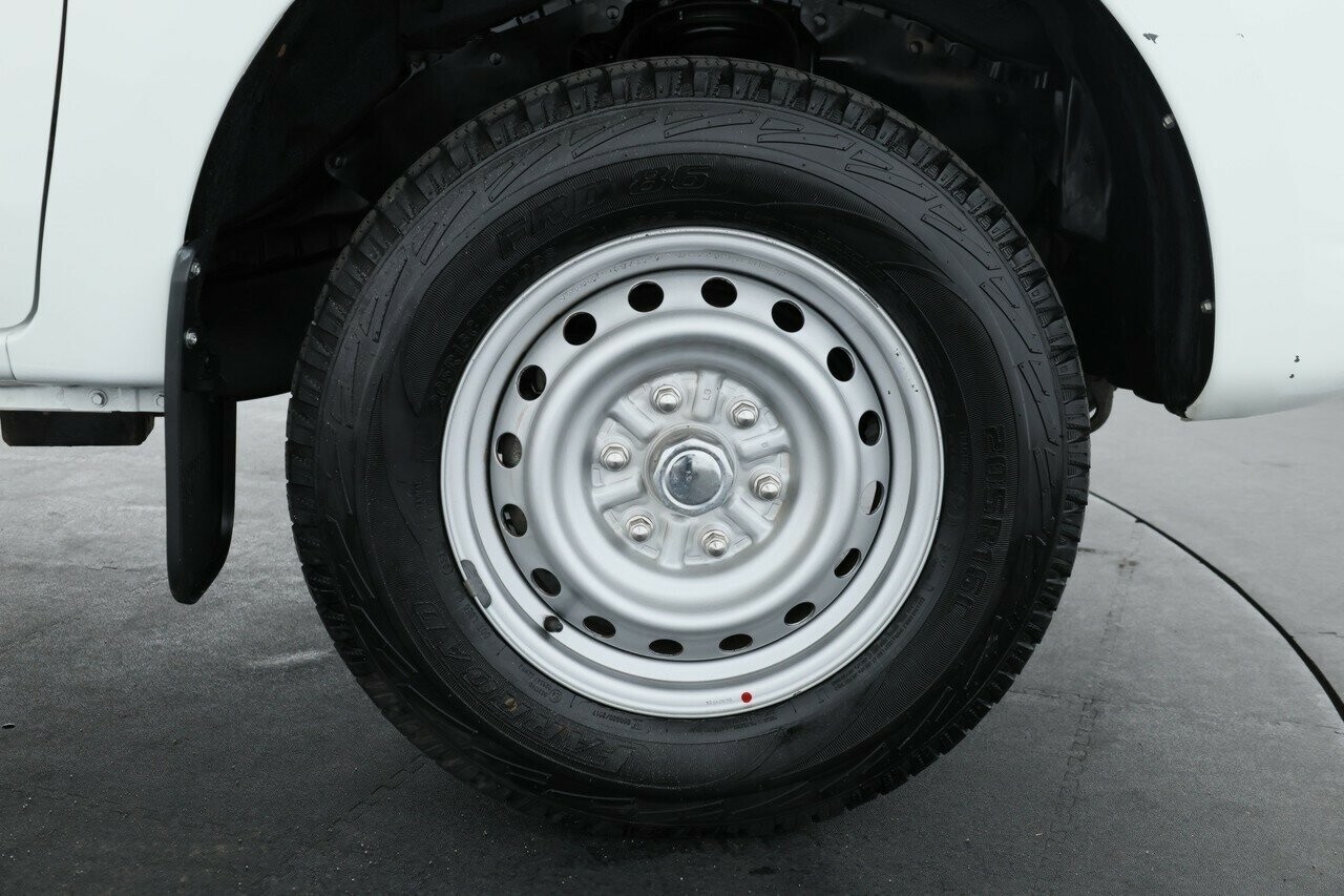 Mitsubishi Triton image 4