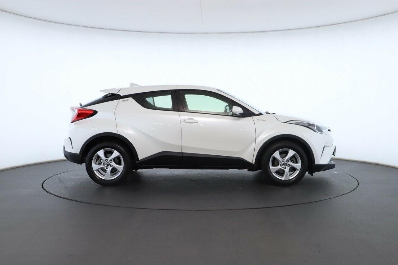 Toyota C-hr image 3