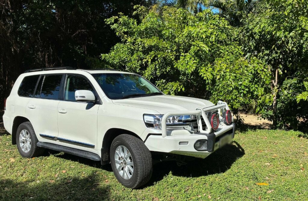 Toyota Landcruiser image 1