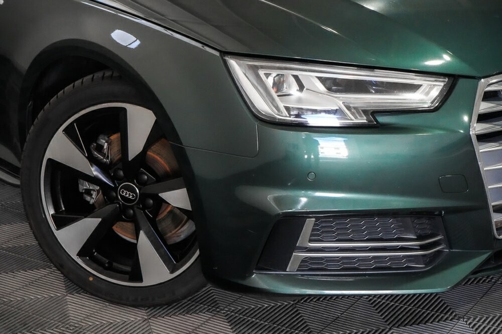 Audi A4 image 2