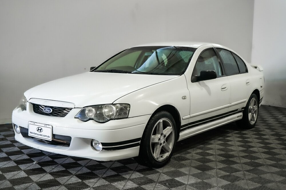 Ford Falcon image 4