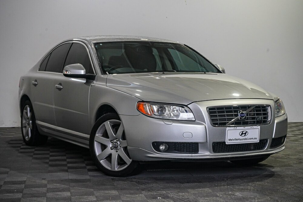 Volvo S80 image 1