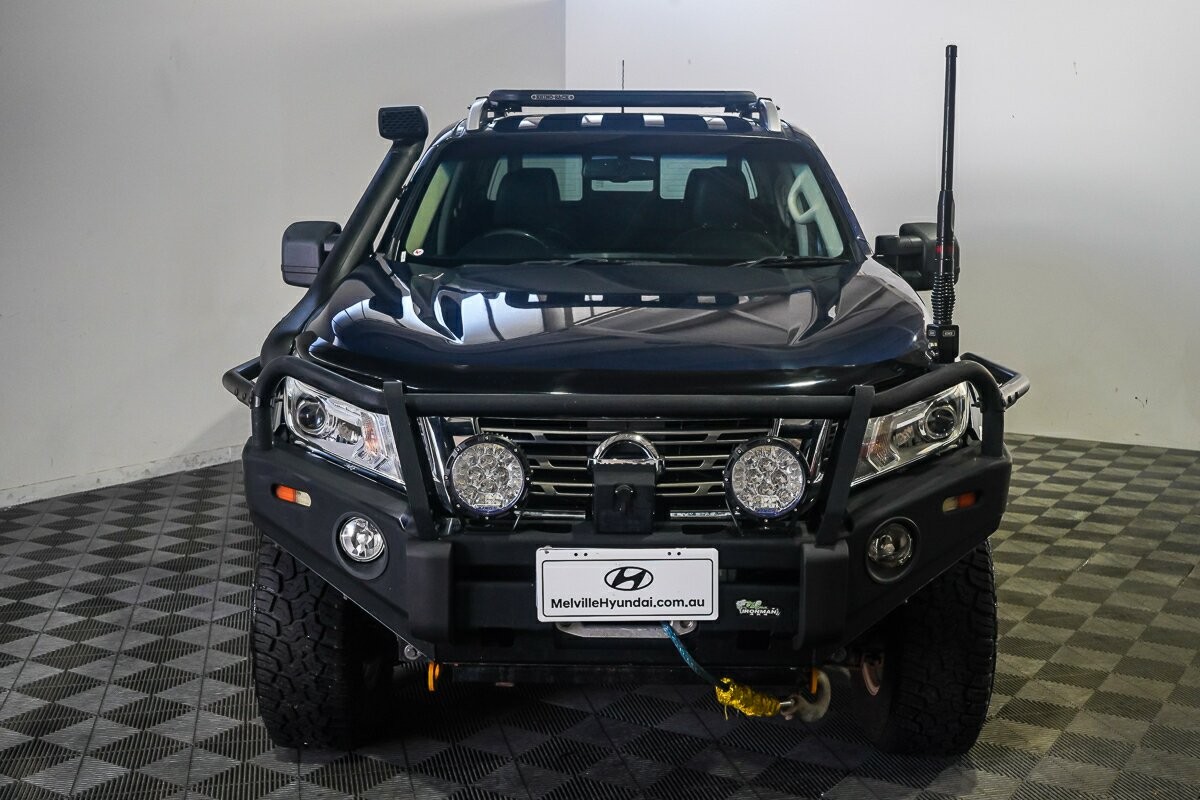 Nissan Navara image 3