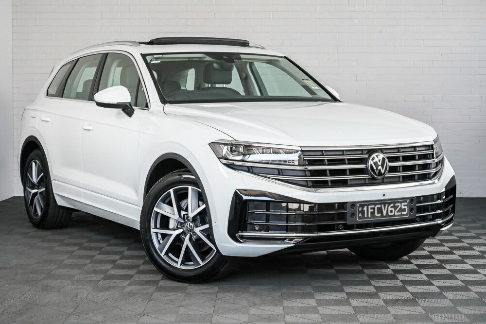 Volkswagen Touareg image 1
