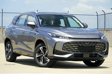 https://vehicle-cdn.autoleague.cloud/32838_1021872_1.jpg