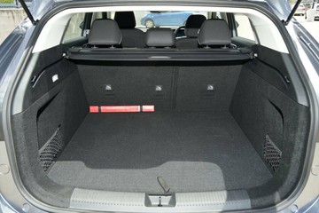 https://vehicle-cdn.autoleague.cloud/32838_1021872_12.jpg
