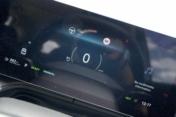 https://vehicle-cdn.autoleague.cloud/32838_1021872_13.jpg