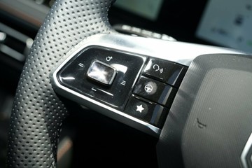 https://vehicle-cdn.autoleague.cloud/32838_1021872_16.jpg