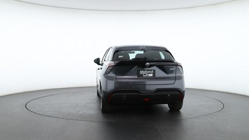 https://vehicle-cdn.autoleague.cloud/32838_1022550_5.jpg