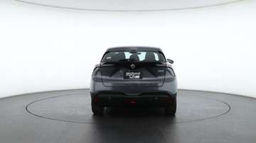 https://vehicle-cdn.autoleague.cloud/32838_1022550_6.jpg