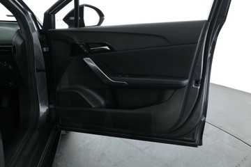 https://vehicle-cdn.autoleague.cloud/32838_1022708_17.jpg