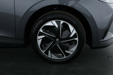https://vehicle-cdn.autoleague.cloud/32838_1022708_3.jpg