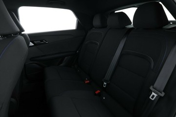 https://vehicle-cdn.autoleague.cloud/32838_1022708_31.jpg