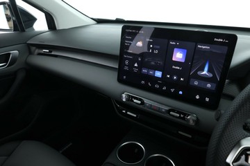 https://vehicle-cdn.autoleague.cloud/32838_1027610_23.jpg