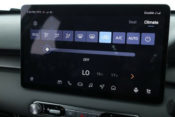 https://vehicle-cdn.autoleague.cloud/32838_1027610_25.jpg