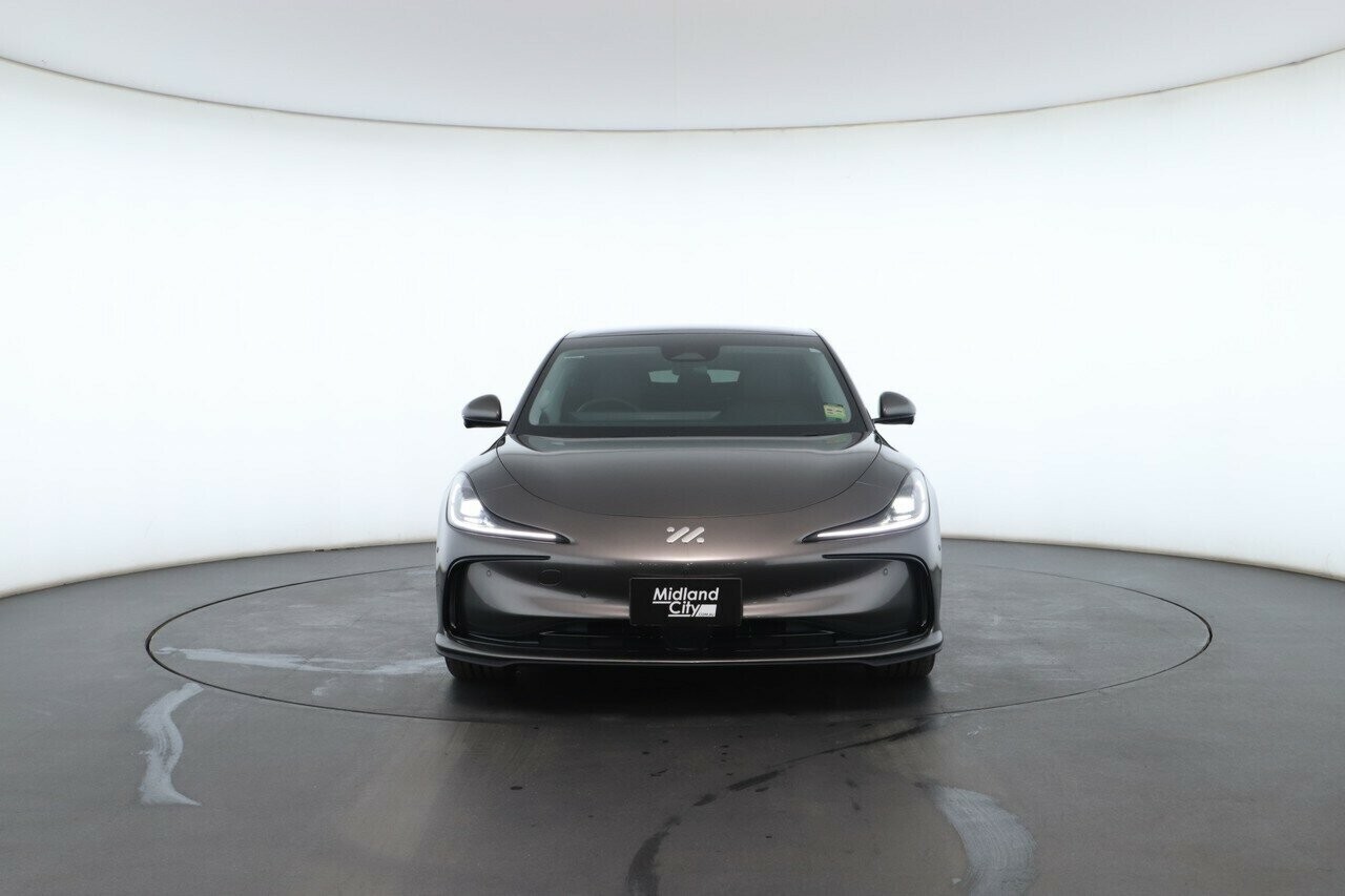 MG Im5 image 3