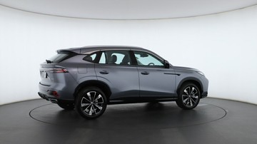 https://vehicle-cdn.autoleague.cloud/32838_1033031_17.jpg