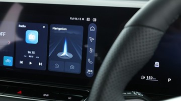 https://vehicle-cdn.autoleague.cloud/32838_1033031_27.jpg