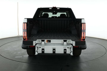https://vehicle-cdn.autoleague.cloud/32838_1064107_15.jpg
