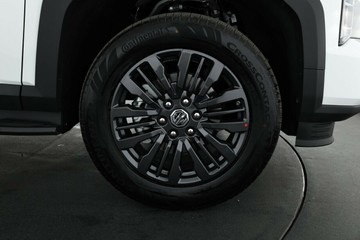 https://vehicle-cdn.autoleague.cloud/32838_1064107_9.jpg