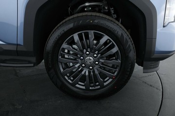 https://vehicle-cdn.autoleague.cloud/32838_1064215_14.jpg