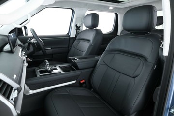 https://vehicle-cdn.autoleague.cloud/32838_1064215_29.jpg