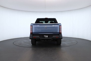 https://vehicle-cdn.autoleague.cloud/32838_1064215_8.jpg