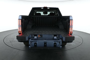 https://vehicle-cdn.autoleague.cloud/32838_1064288_16.jpg