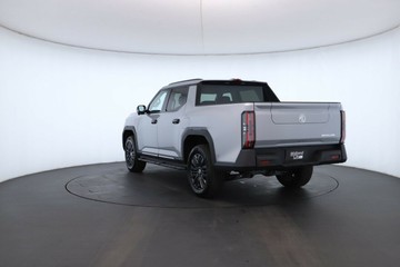 https://vehicle-cdn.autoleague.cloud/32838_1064399_7.jpg