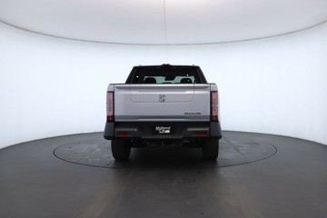 https://vehicle-cdn.autoleague.cloud/32838_1064402_8.jpg