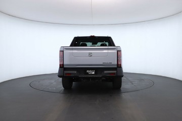 https://vehicle-cdn.autoleague.cloud/32838_1064461_13.jpg