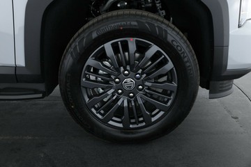 https://vehicle-cdn.autoleague.cloud/32838_1064461_3.jpg