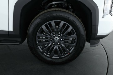 https://vehicle-cdn.autoleague.cloud/32838_1064513_3.jpg